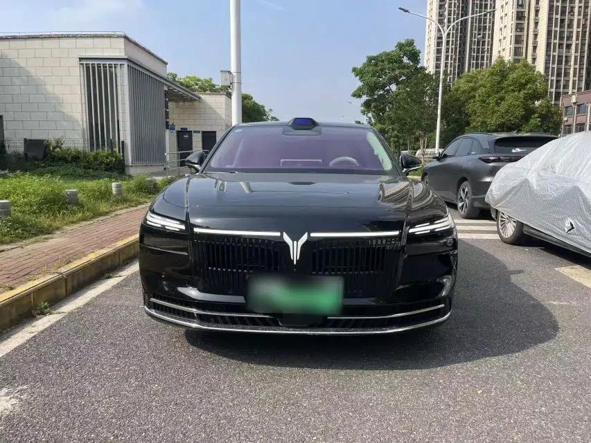 VOYAH Lantu Chiguang L 2026 Four-Wheel-Drive Ultra — миниатюра 9