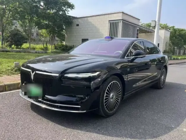 VOYAH Lantu Chiguang L 2026 Four-Wheel-Drive Ultra