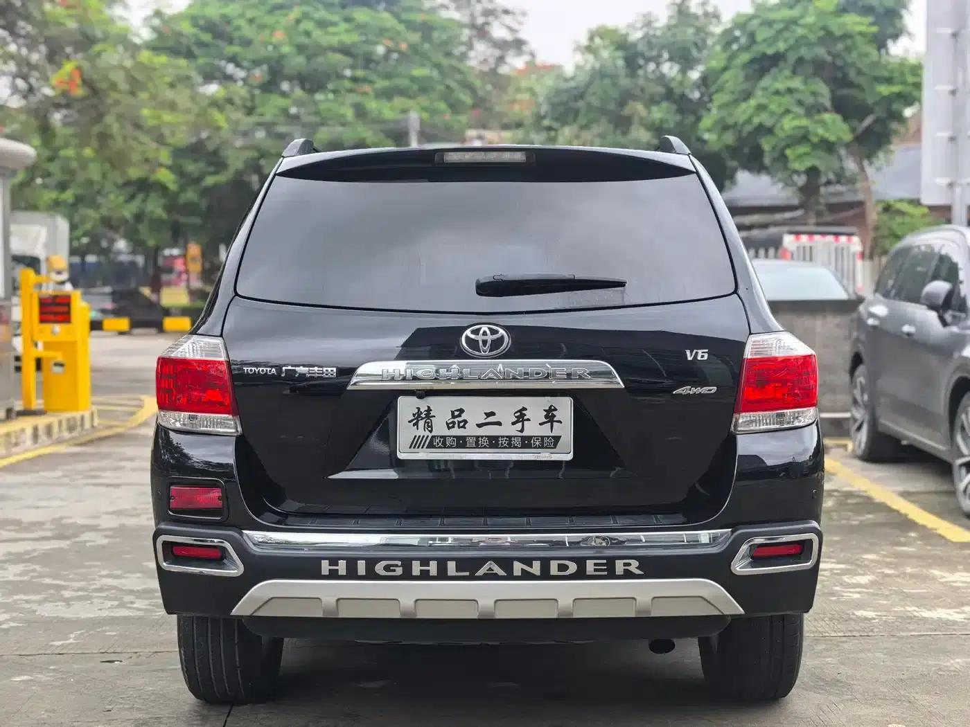 2012 Highlander 2.7L 2WD 7-seater Elite Edition — миниатюра 8