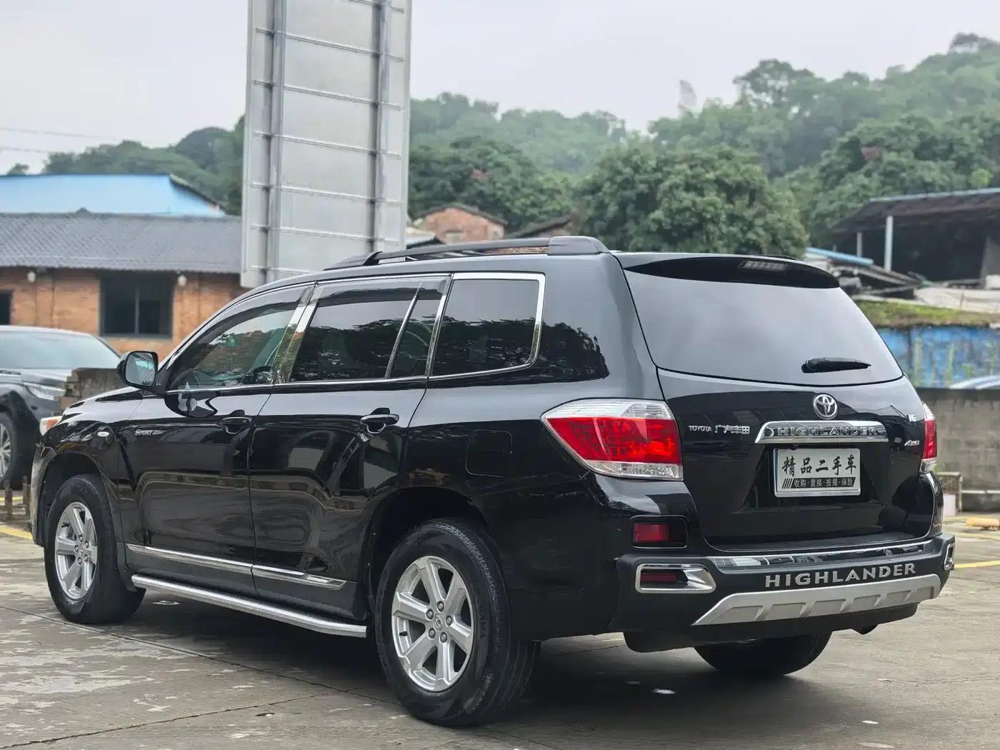 2012 Highlander 2.7L 2WD 7-seater Elite Edition — миниатюра 9