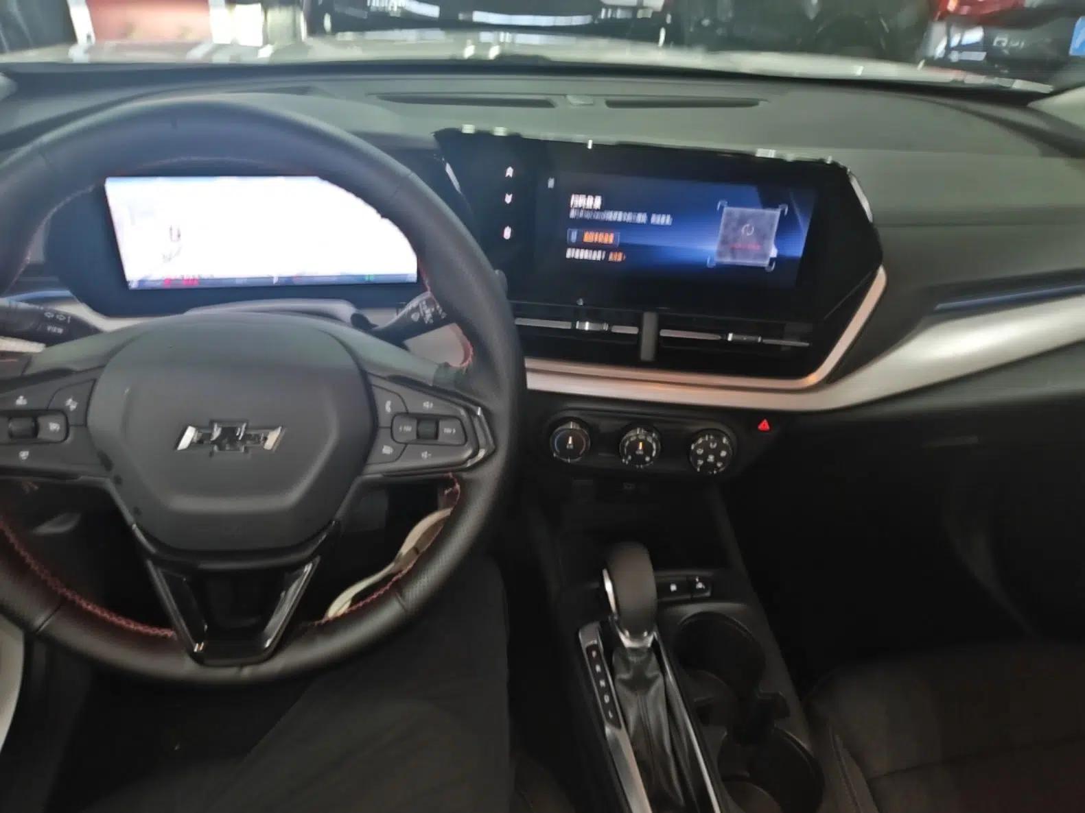 Chevrolet Seeker 2022 1.5T CVT Trend-Setting Edition — миниатюра 13