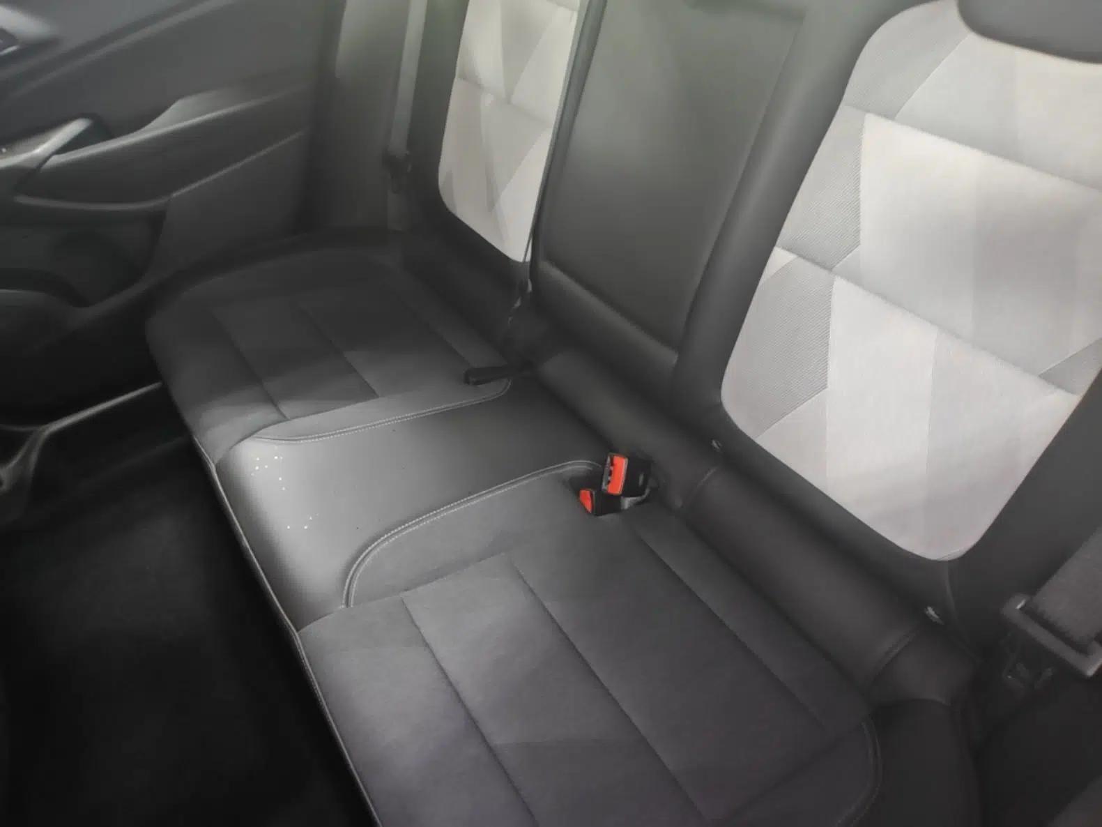 Chevrolet Seeker 2022 1.5T CVT Trend-Setting Edition — миниатюра 20