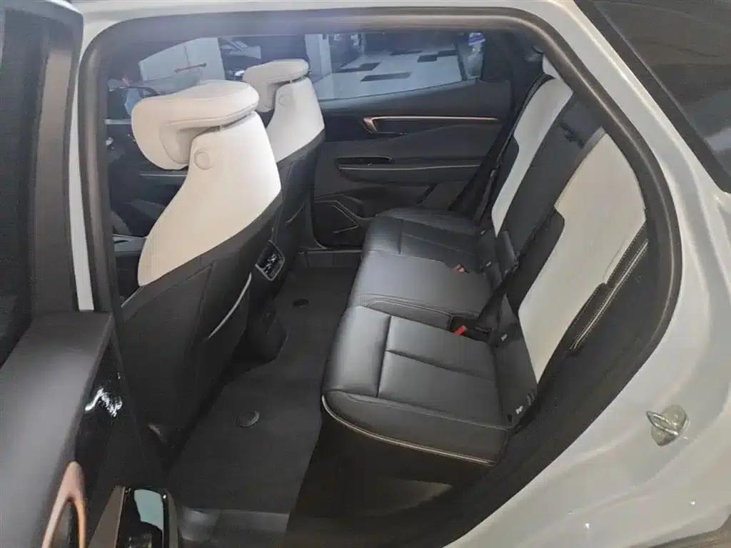Buick E4 2023 GS Edition — миниатюра 17