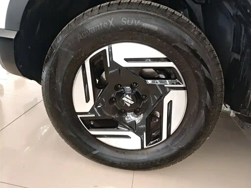 Zhengzhou Nissan Z9 GE PHEV 2025 135KM 4WD Luxury Edition — миниатюра 23