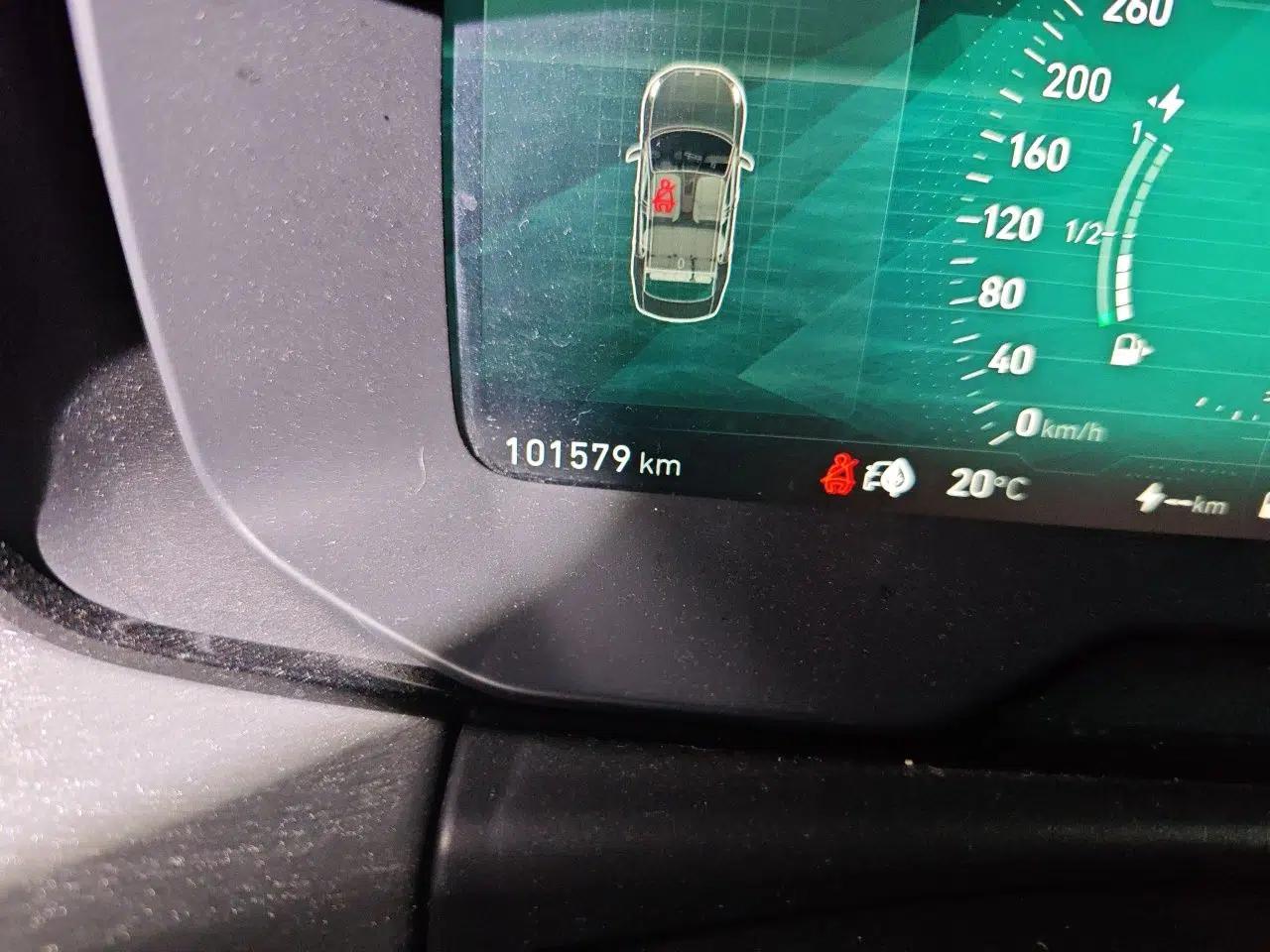Lynk & Co 03 New Energy 2021 1.5T PHEV — миниатюра 11