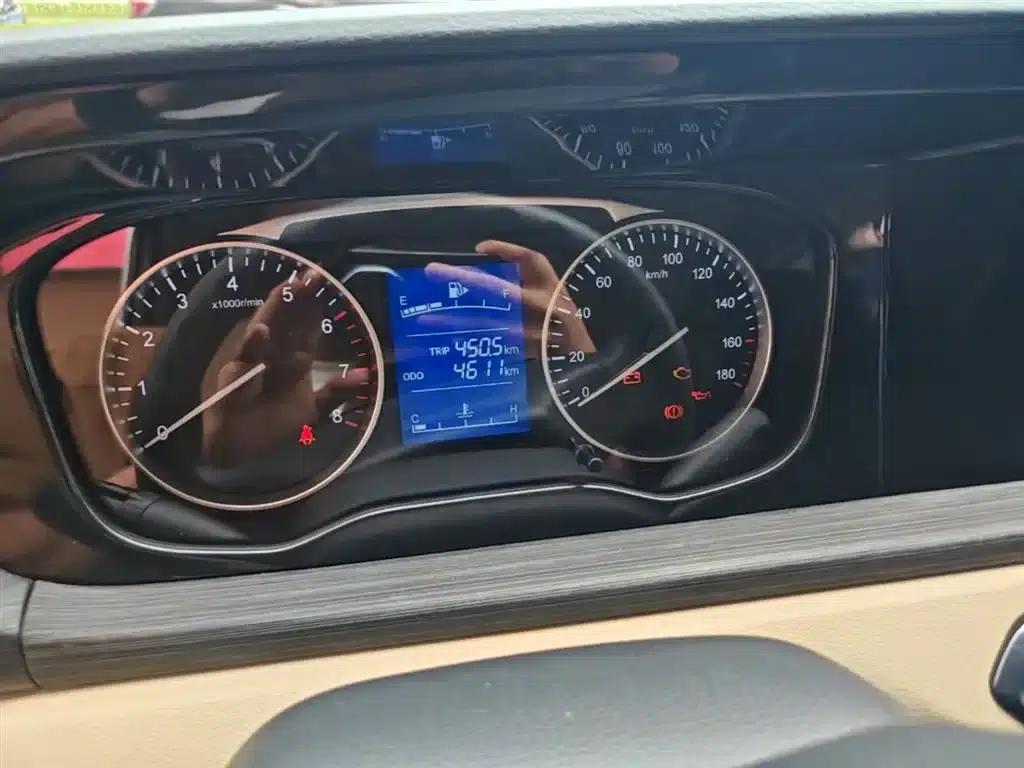 Crossstar V3 2023 1.5L Gasoline Enjoyable 7-Seater Bus — миниатюра 12