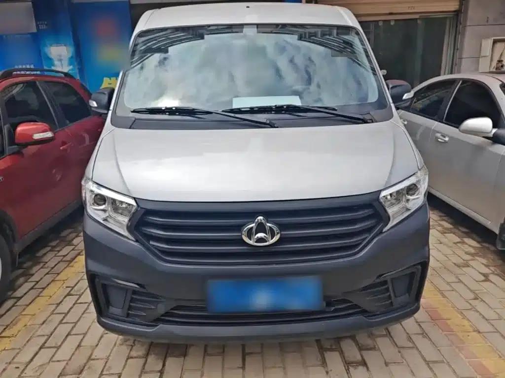 Crossstar V3 2023 1.5L Gasoline Enjoyable 7-Seater Bus — миниатюра 3