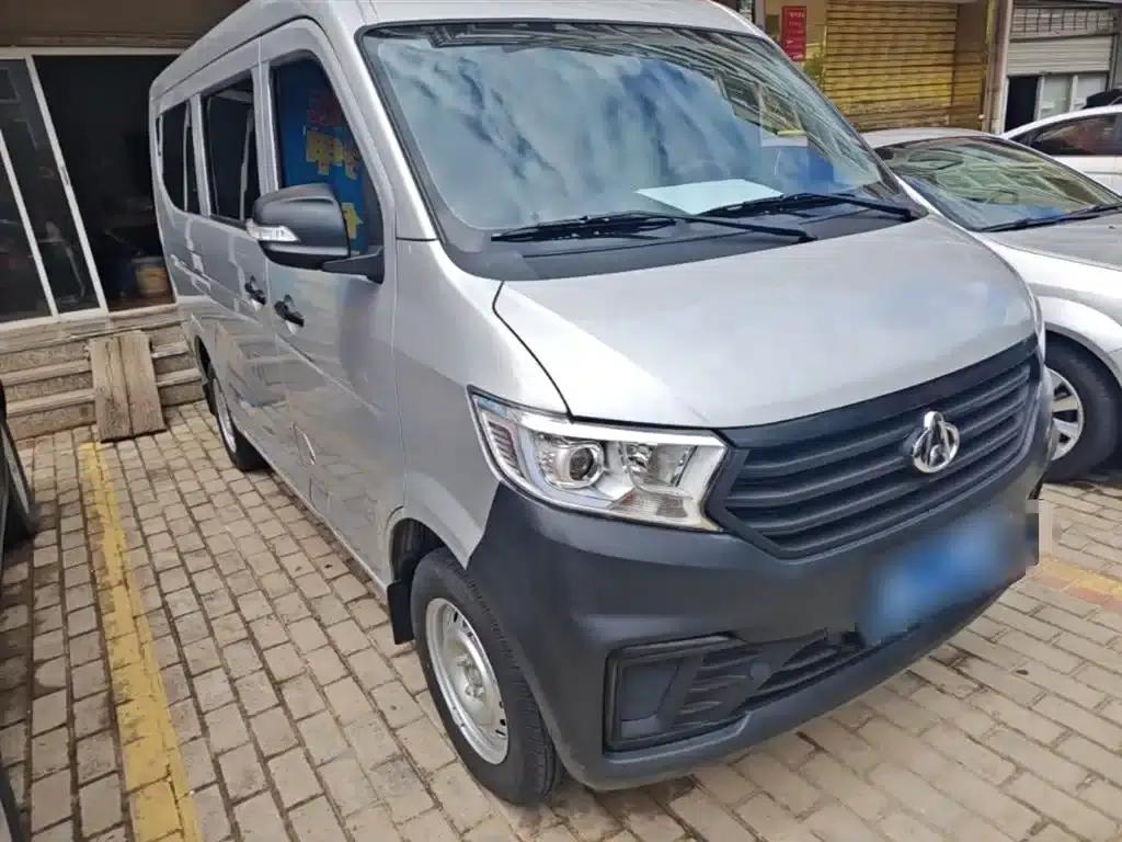 Crossstar V3 2023 1.5L Gasoline Enjoyable 7-Seater Bus — миниатюра 4