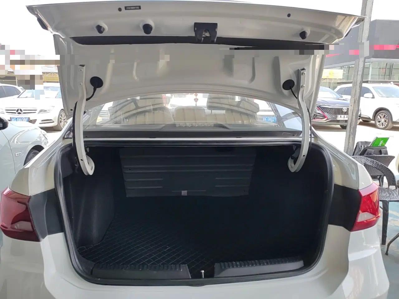 Jetta VA3 2021 1.5L Manual Enjoyment Edition — миниатюра 22