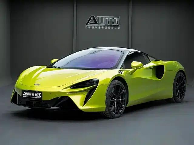 Artura 2023 3.0T Hybrid Standard Model