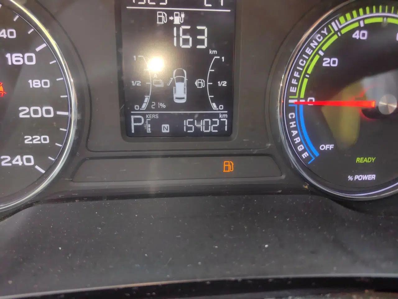 Roewe i6 MAX New Energy 2020 1.5T PHEV Sporty Cool Edition — миниатюра 11