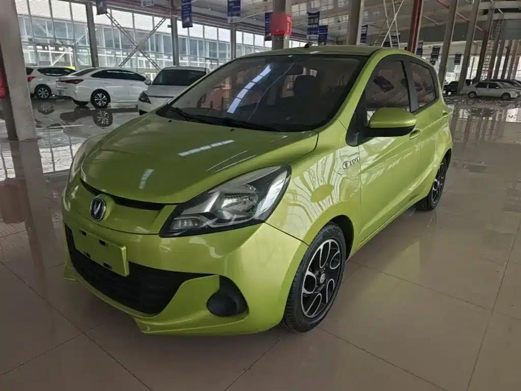 Benben 2015 1.4L Manual Deluxe Edition (National V Emission Standard) — миниатюра 2