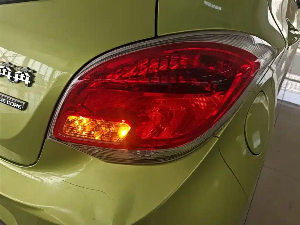Benben 2015 1.4L Manual Deluxe Edition (National V Emission Standard) — миниатюра 8