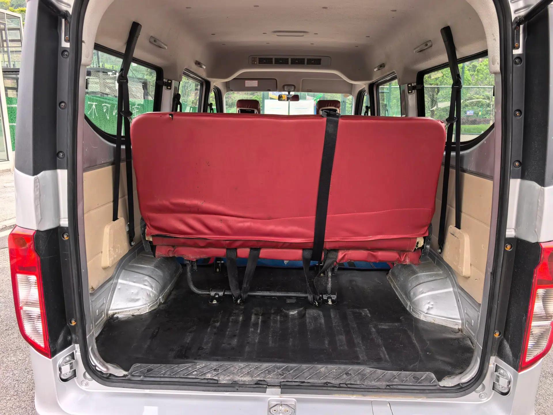 CHANGAN KUAYUE Xing V3 2023 1.5L Gasoline Standard Model 7-Seater Passenger Vehicle — миниатюра 19