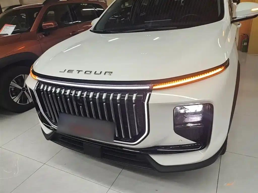 Jetour X90 PRO 2024 2.0T DCT Premium Edition 7-seater — миниатюра 3