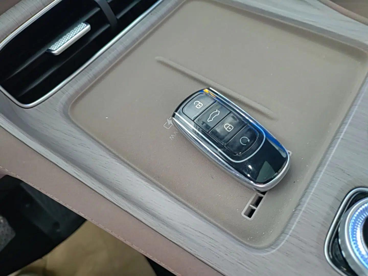 Chery Tiggo 8 PLUS C-DM 2025 1.5T 116 km Prestige Version 5 Seats — миниатюра 12