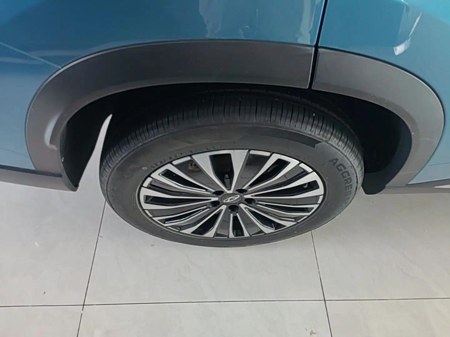Chery Tiggo 8 PLUS C-DM 2025 1.5T 116 km Prestige Version 5 Seats — миниатюра 10