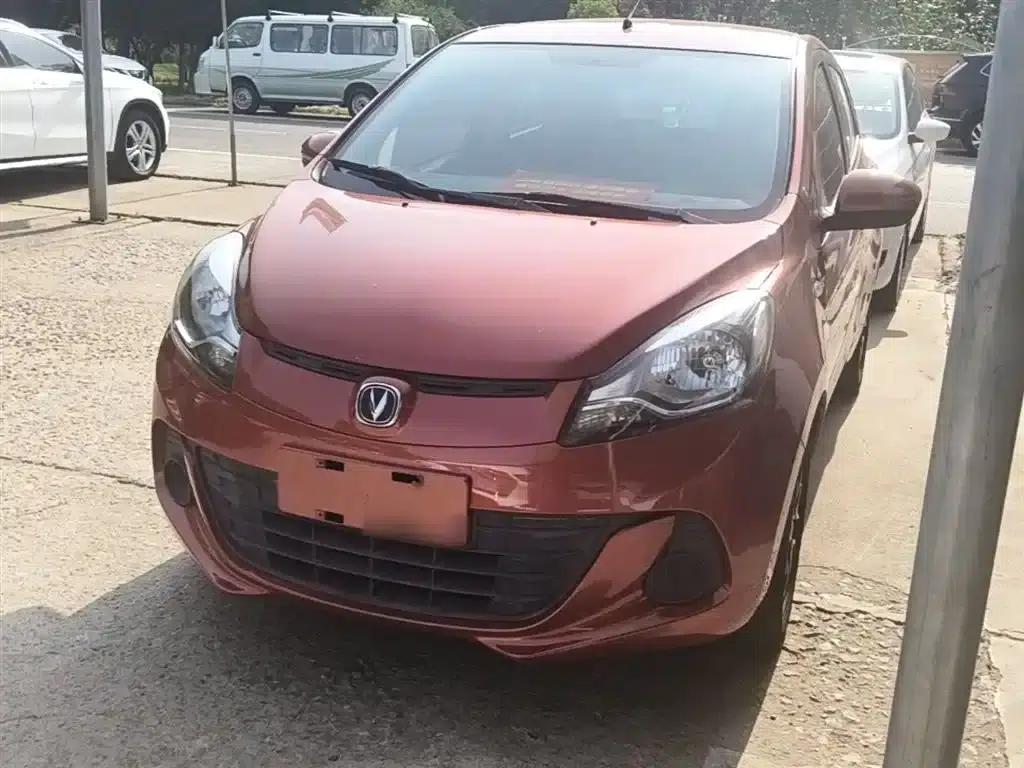 Benben 2015 1.4L Manual Deluxe Edition (National V Emission Standard) — миниатюра 1