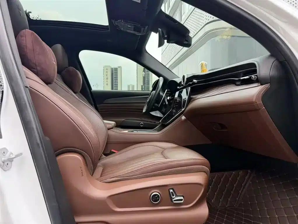 2023 Grecale 2.0T GT — миниатюра 8