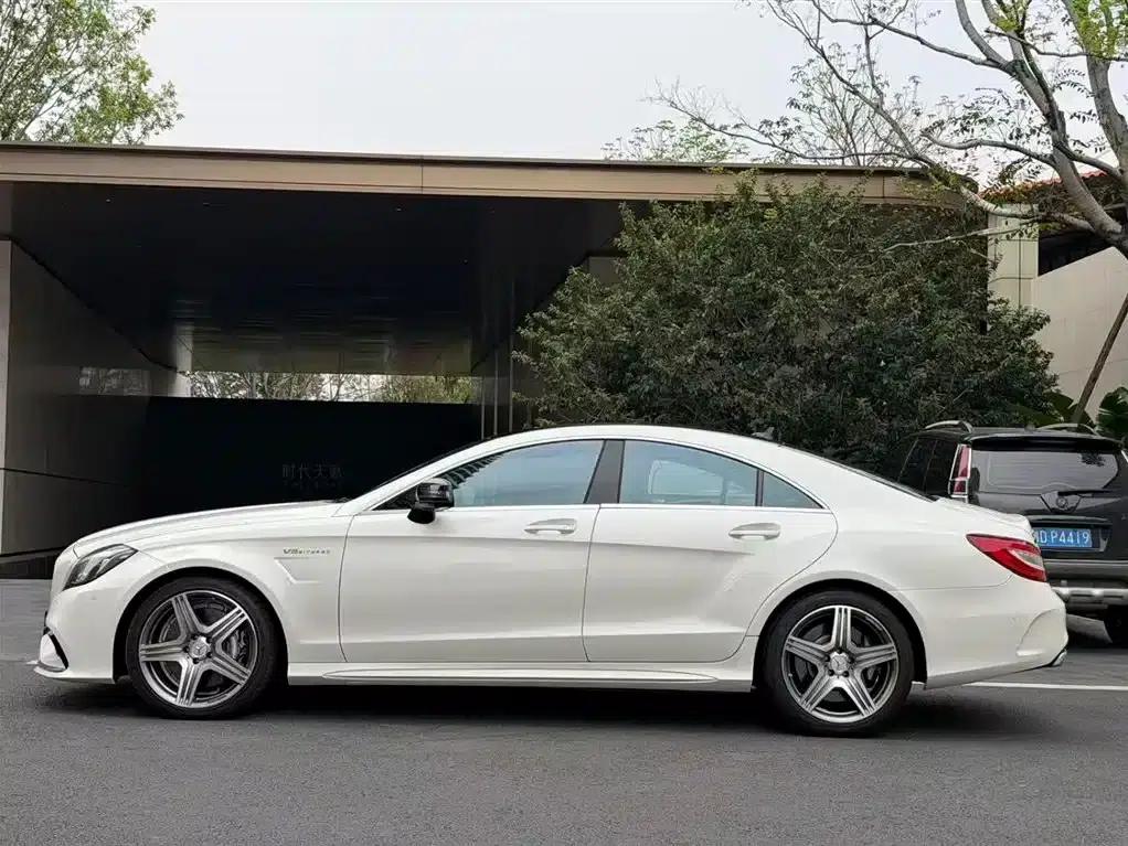 2015 Mercedes-Benz CLS AMG 63 4MATIC — миниатюра 21