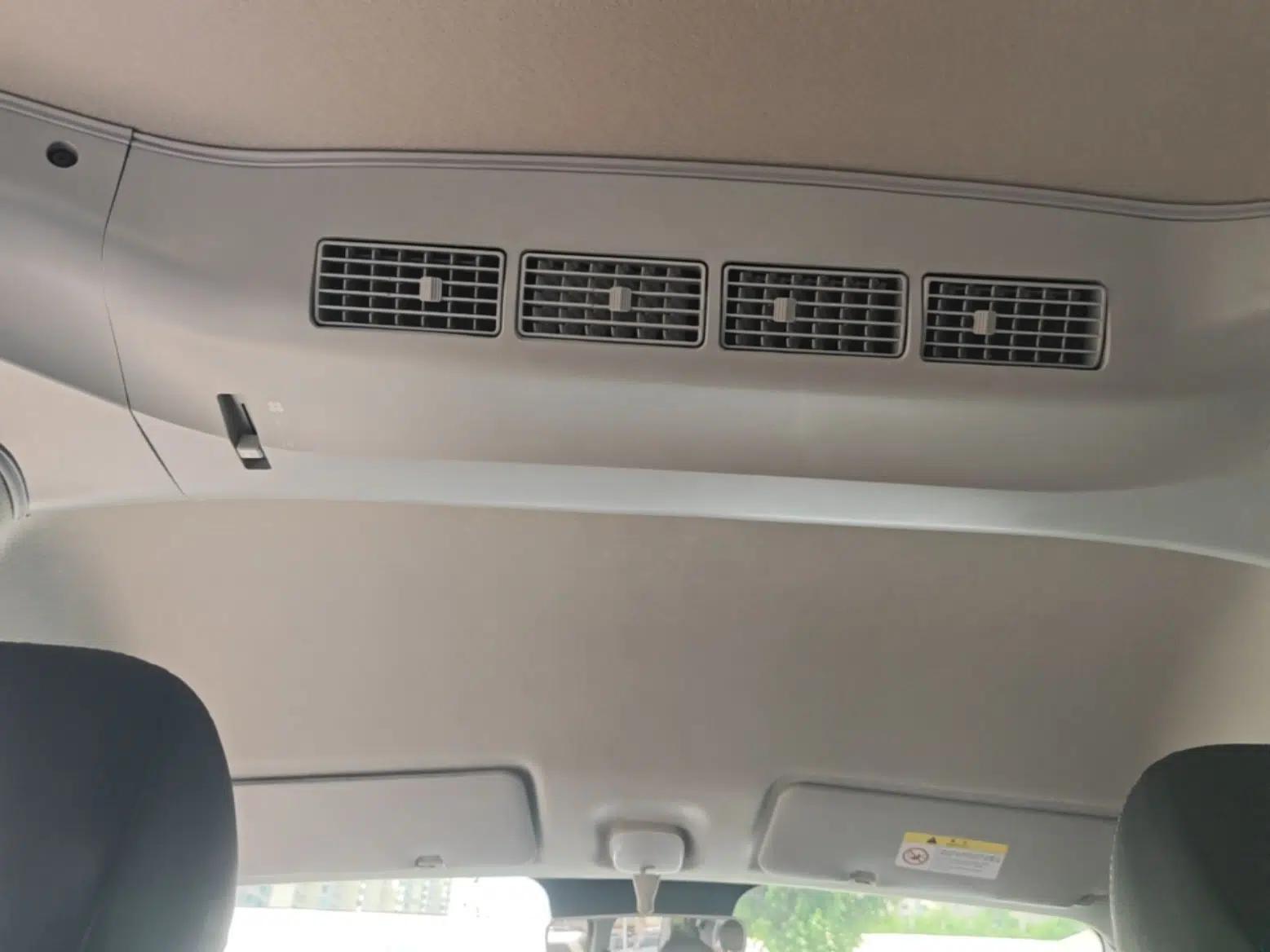 Jinbei Gold Hiace M Classic 2024 1.5L Travel Lion Passenger Van 7 Seats — миниатюра 21