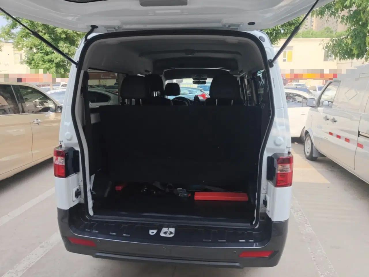 Jinbei Gold Hiace M Classic 2024 1.5L Travel Lion Passenger Van 7 Seats — миниатюра 22