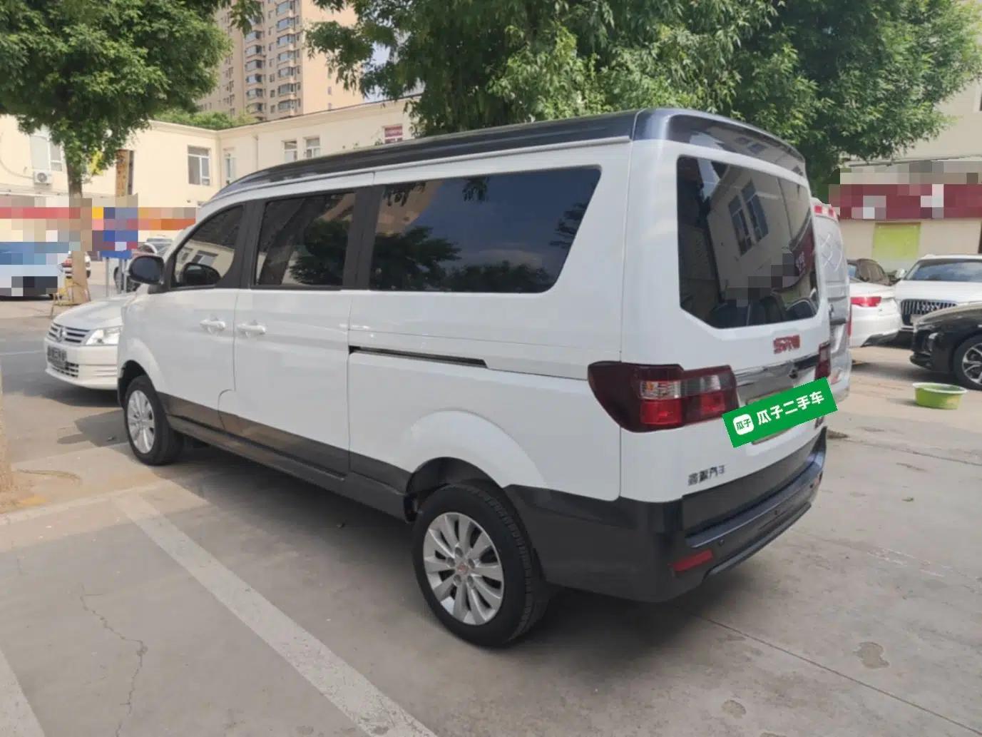 Jinbei Gold Hiace M Classic 2024 1.5L Travel Lion Passenger Van 7 Seats — миниатюра 4