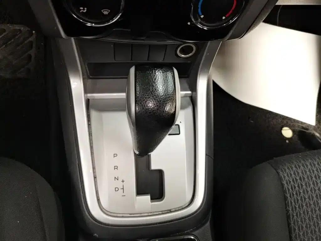 mu-X Ranger 2017 2.5T 2WD Automatic Touring Edition 7-Seater — миниатюра 14