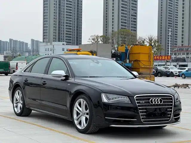 2013 Audi S8 4.0TFSI quattro