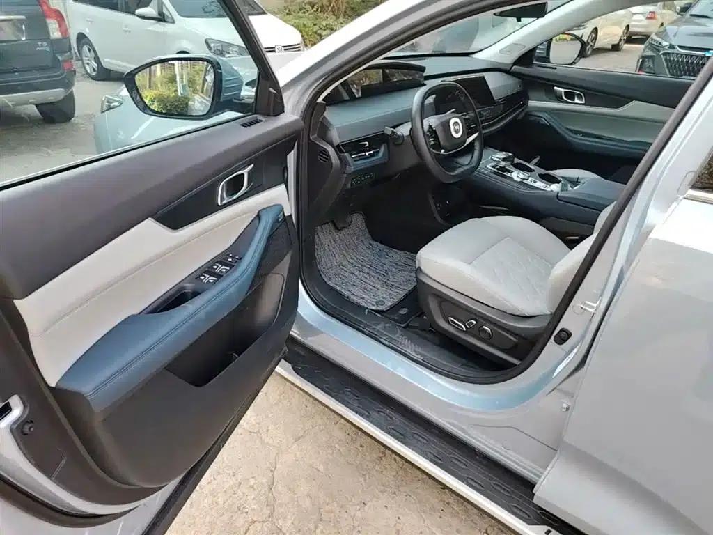 Changan UNI-K Smart Electric iDD 2022 Blue Whale iDD 130km 1.5T Excellent Edition — миниатюра 16