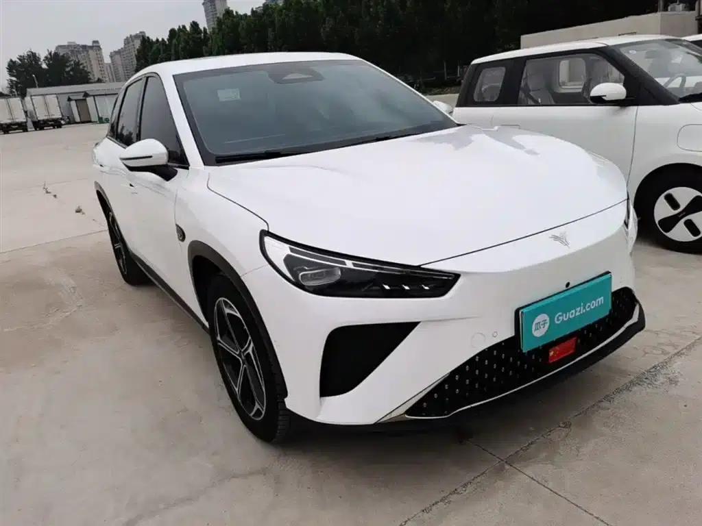 Nezha L 2024 Range Extender 310 Flash Charge Red Edition — миниатюра 4