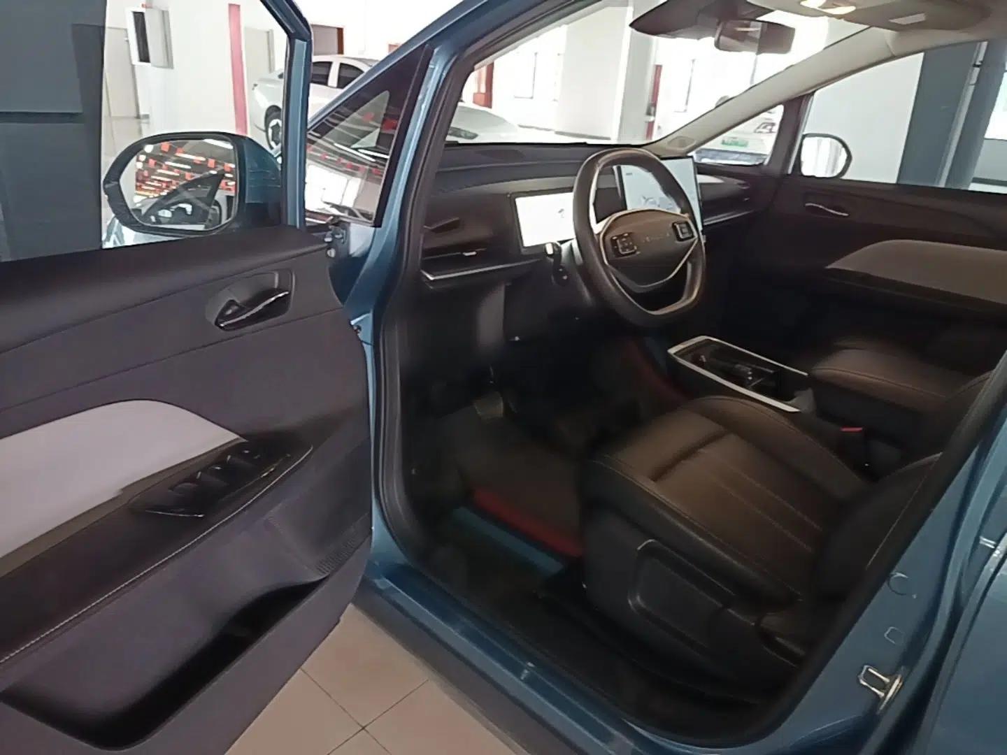 Venucia VX6 2024 520 Travel Edition — миниатюра 19