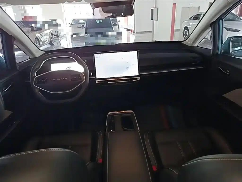 Venucia VX6 2024 520 Travel Edition — миниатюра 10
