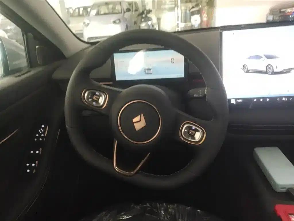 Baojun Enjoy 2025 Pure Electric 600km Standard Edition — миниатюра 11
