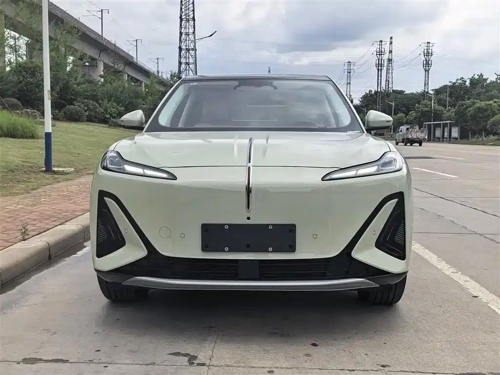 Hongqi Tiangong 06 2025 Model 520 Smart Selection Edition — миниатюра 3