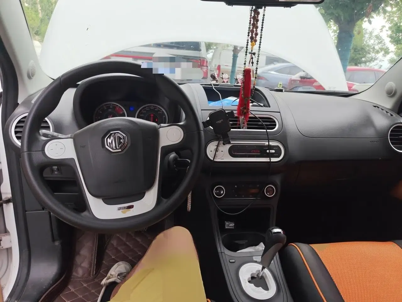 MG 3SW 2015 1.5L AMT Elite Model — миниатюра 10