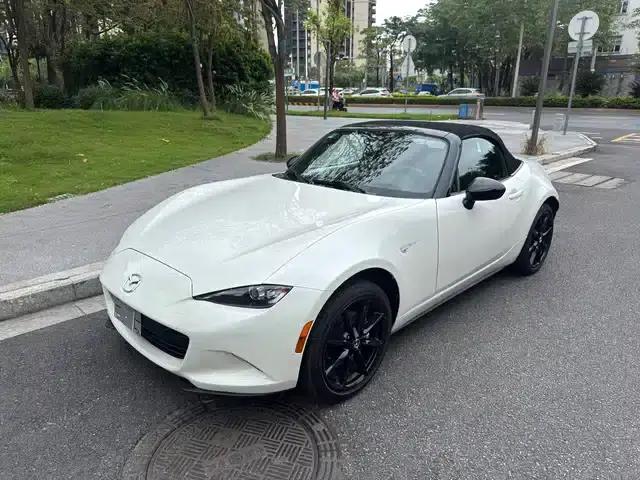 Mazda MX-5 2023 2.0L Manual