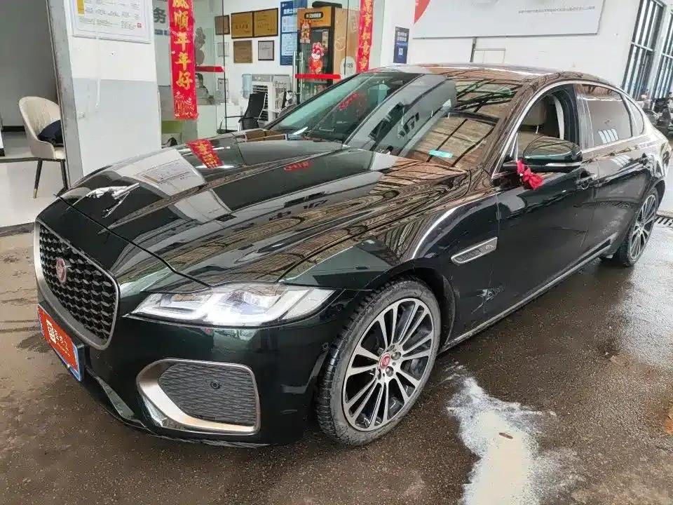2022 Jaguar XFL 2.0T P250 2WD Luxury Edition — миниатюра 1