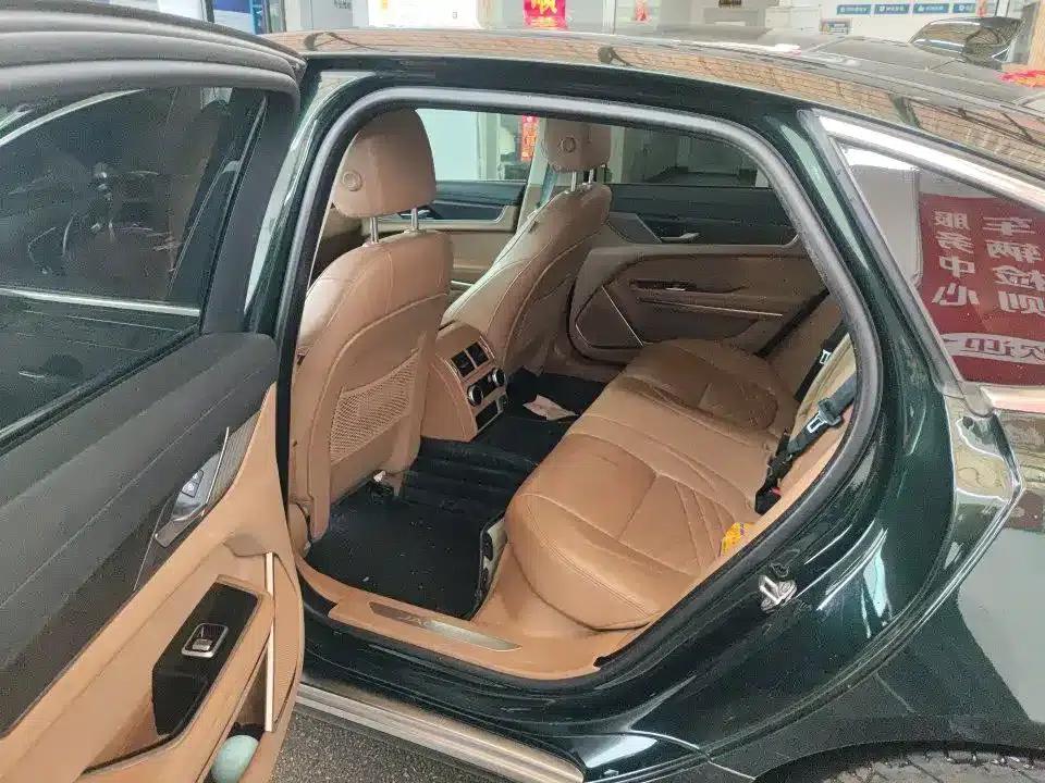 2022 Jaguar XFL 2.0T P250 2WD Luxury Edition — миниатюра 6