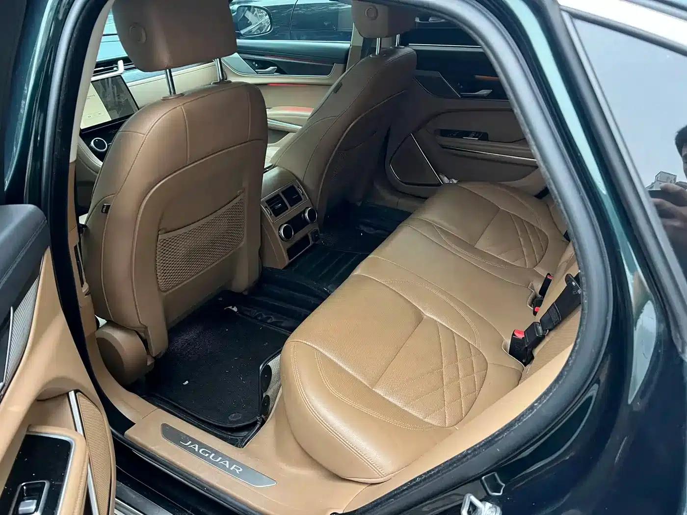 2022 Jaguar XFL 2.0T P250 2WD Luxury Edition — миниатюра 7