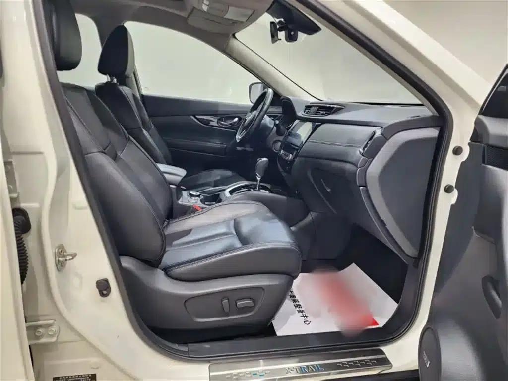 2013 Volkswagen Soul 1.6L AT Premium — миниатюра 12