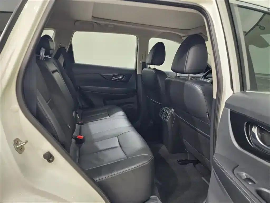 2013 Volkswagen Soul 1.6L AT Premium — миниатюра 9