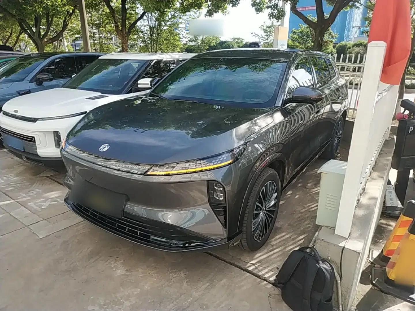Dongfeng Aeolus L8 2025 Model 185KM Dream Edition — миниатюра 1