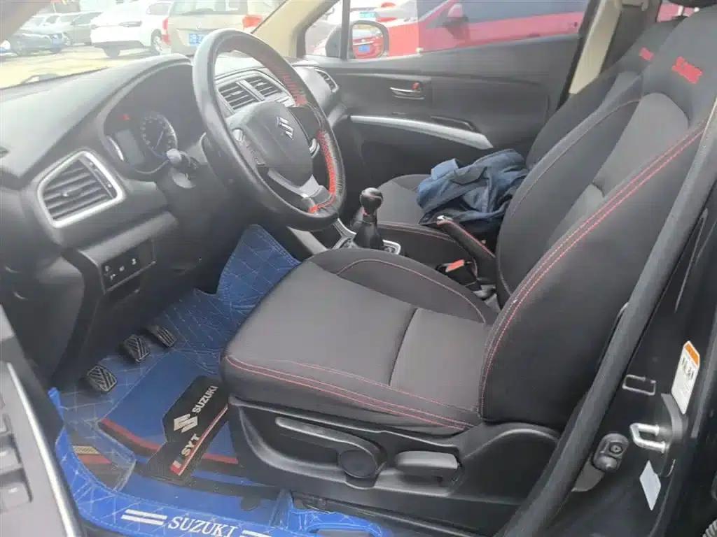 Vitara 2015 1.6L Manual 2WD Entry-level — миниатюра 15