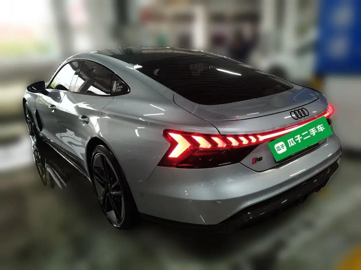 Audi RS e-tron GT 2023 Basic Model — миниатюра 4