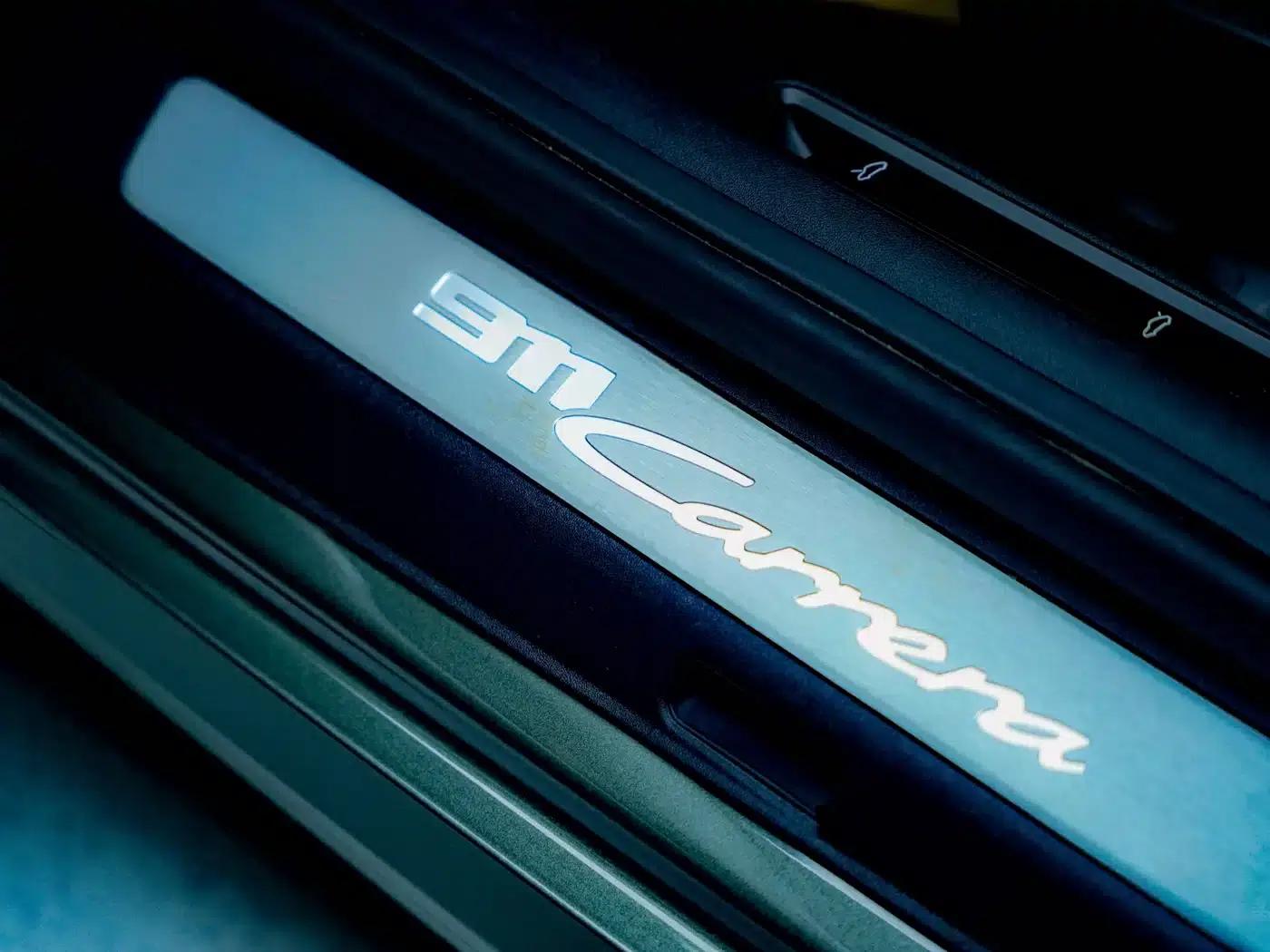 2023 Porsche 911 Carrera 3.0T — миниатюра 17