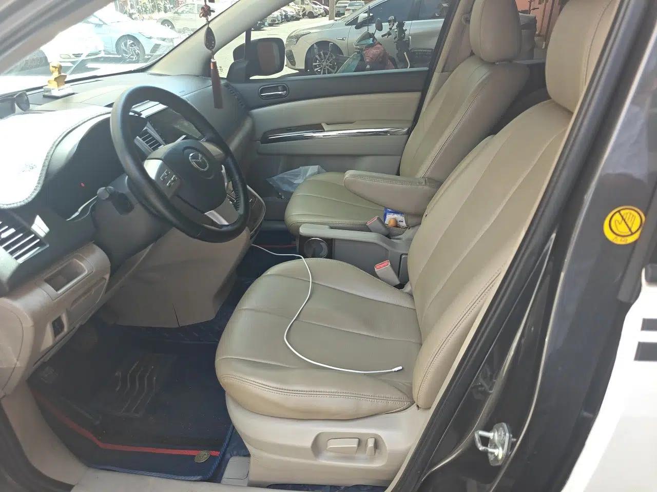 Mazda 8 2011 2.3L Deluxe Edition — миниатюра 18