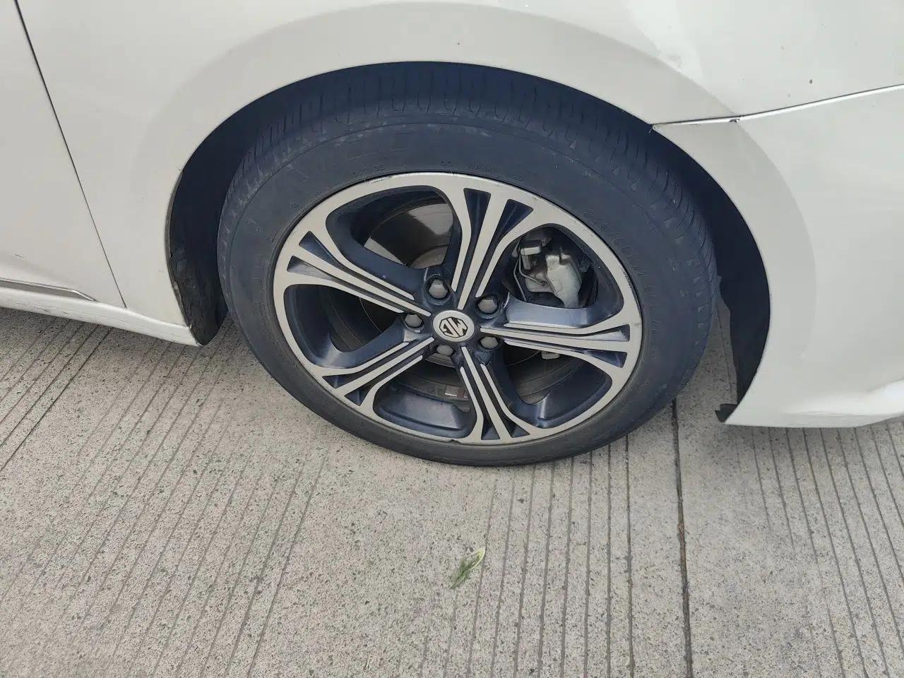 MG 6 New Energy 2018 45T E-DRIVE Intelligent Hybrid Premium Internet Edition — миниатюра 8