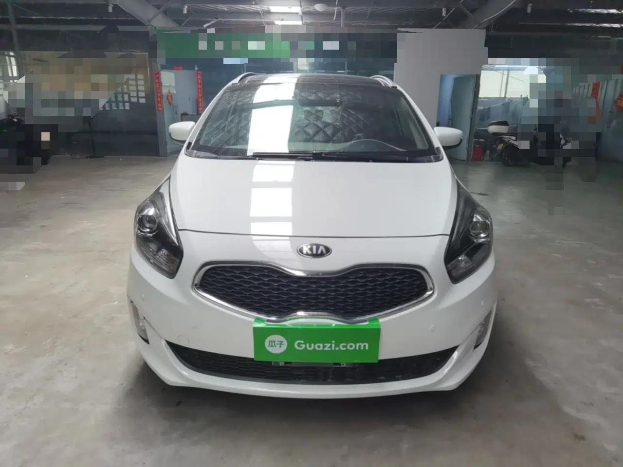 Kia Carens 2013 2.0L 7-Seater Automatic Standard Version China IV Standard — миниатюра 2