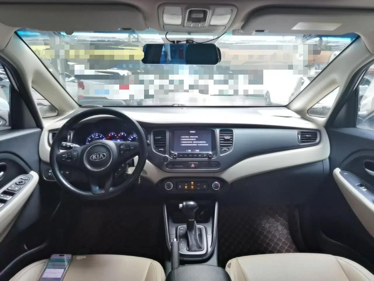 Kia Carens 2013 2.0L 7-Seater Automatic Standard Version China IV Standard — миниатюра 13